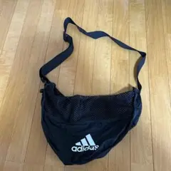 adidas ショルダーバッグ