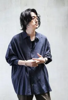 【Sサイズ ネイビー】MB STANDARD シルキードレープシャツ
