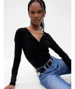 GAP モダン ヘンリーネックTシャツ ブラック XS