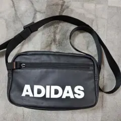 00s old adidas ショルダーバッグ　黒色