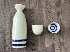 陶器製徳利セット 白地に青ストライプ
