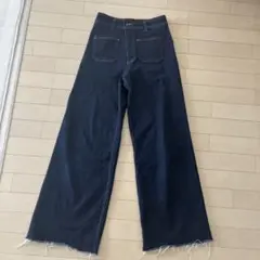 ZARA ダークデニム ブーツカットパンツ