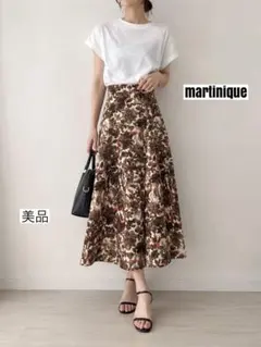 即購入OK マルティニーク 花柄スカート フレアスカート ロングスカート Mのサムネイル