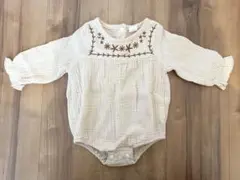 刺繍入り クリーム色 薄手 ロンパース 60cm