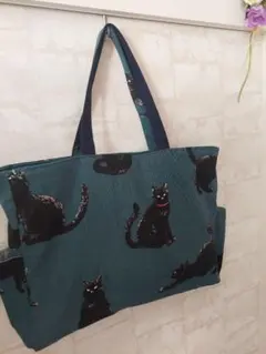 黒猫柄サイドポケットつきトートバッグ
