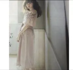 マジェスティックレゴン　白石麻衣　ガウチョパンツ　くすみピンク　田中里奈　コラボのサムネイル