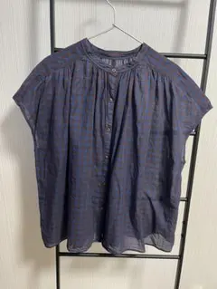 green label relaxingコットンスタンドネックギャザーブラウス