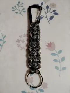 パラコード キーホルダー カーキ 黒 カラビナ