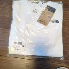ノースフェイス　バックスクエアロゴTシャツ　130センチ　白