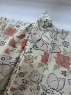 【 最終値下げ 】 ポップでカワイイ　蝶＆花柄　紬着物　単衣　１５３