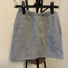 UNIQLO グレー スカート 140サイズ　裏起毛