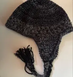 ハンドメイド　グレー　耳当て付きニット帽