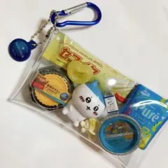 ガチャ詰めポーチ　ちいかわ　ハチワレ　キーホルダー