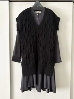 PINUE Aラインミディワンピース& スクエアジャガードニットベスト セット