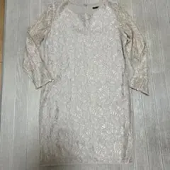 レースワンピースのサムネイル