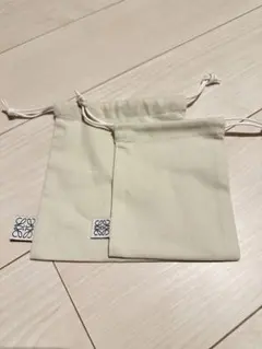 【早い者勝ち】ロエベ　LOEWE　巾着袋　財布　ポーチ　２枚セットのサムネイル