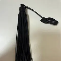 サンローラン　タッセル　ブラック