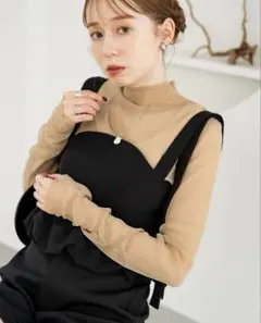【美品】hinari ラメシアーギャザートップス