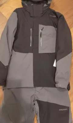 Goldwin スキーウェア(上下) XLサイズ ホワイト/グレー/ネイビー 2025年最新】GOLDWIN スキーウェア(男性用)の人気アイテム - メルカリ