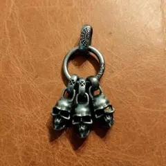 【新品】キーホルダー／バッグに！ スカル3連チャーム