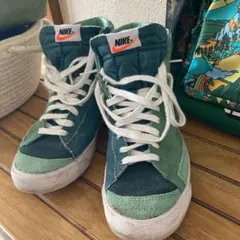 ユナイテッドアローズとNIKEのコラボ　ブレイザー