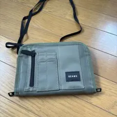 【BEAMS】多機能 ケース カーキ ショルダー付 【新品未使用】のサムネイル
