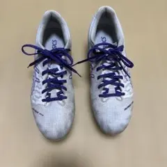 asics サッカーシューズ・スパイク ホワイト/パープル