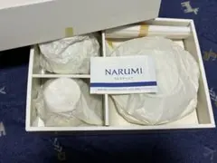 NARUMIチャイナ ティーカップ＆ソーサー ペア