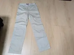 リーバイス504　ベージュ チノパン ストレートフィット　サイズ33インチ