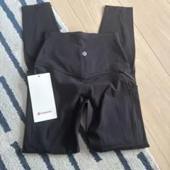 新品　未使用　ルルレモン　アライン　ハイライズ　lululemon Align
