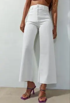 ZARAマリンストレート　ホワイト