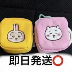 ちいかわ カラビナつき刺繍スクエアミニポーチ うさぎ　ちいかわ