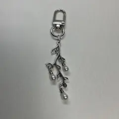 葉とパールのチャーム　32