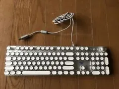 AULA　FGーF2068ーWH　ゲーミングキーボード　「訳あり品・ジャンク品」