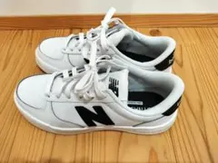 New Balance ホワイト スニーカー　☆美品です☆　23.0ｃｍ