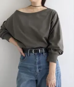 andme ボリューム袖オフショルダースウェットトップス チャコールグレー　M