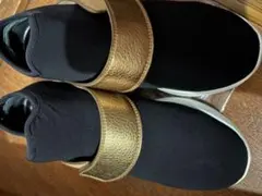 フェラガモ　スニーカー