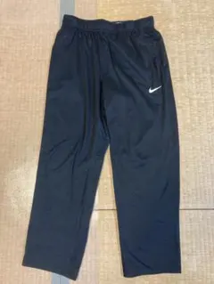 Nike Dri-FIT ブラックジャージパンツ Mサイズ