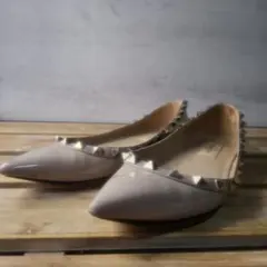 VALENTINO ロックスタッズ フラット パンプス 35.5 ベージュ