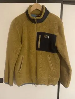 フリースジャケット