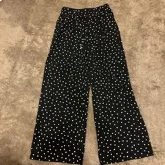 GU 黒・白水玉模様 ワイドパンツ M