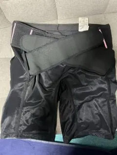 Item thumbnail for item f9d5cbc9-fa90-497b-8310-e98cf806bfe7