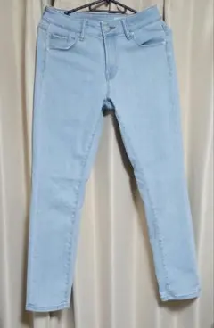 Item thumbnail for item 8b3c7eb2-4750-42a6-a352-faca27c1acc8