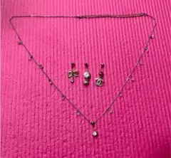 ピアス ネックレス