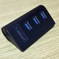 USB 3.0 ハブ 3ポート SD / Micro SDカードリーダー付きのサムネイル