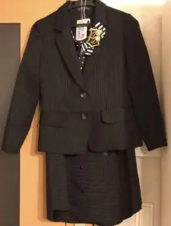 女児卒業式スーツ（ジャケットとワンピースのセット）