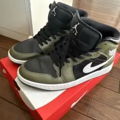 ほぼ未使用 Nike AirJordan1 MIDオリーブ/ブラック27.5cm