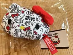 新品未使用アベイル　サンリオ　ハローキティ　リール付き　パスケース　新品