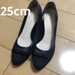ネイビー リボン付き サテンメッシュコンビパンプス 中ヒール25cm