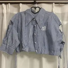 ブルー　シャツ